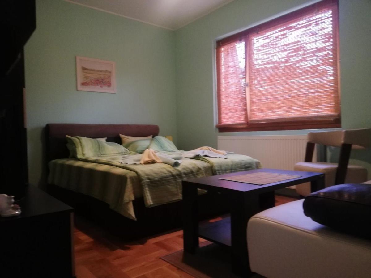 Apartmani Bambola Βίσεγκραντ Εξωτερικό φωτογραφία